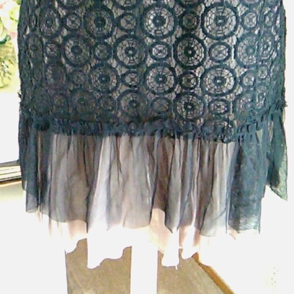 Mystree Black Lace Dress. - Picture 3 of 12